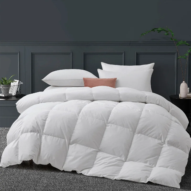 Lightweight & Medium Weight White Goose Feather Down Comforter