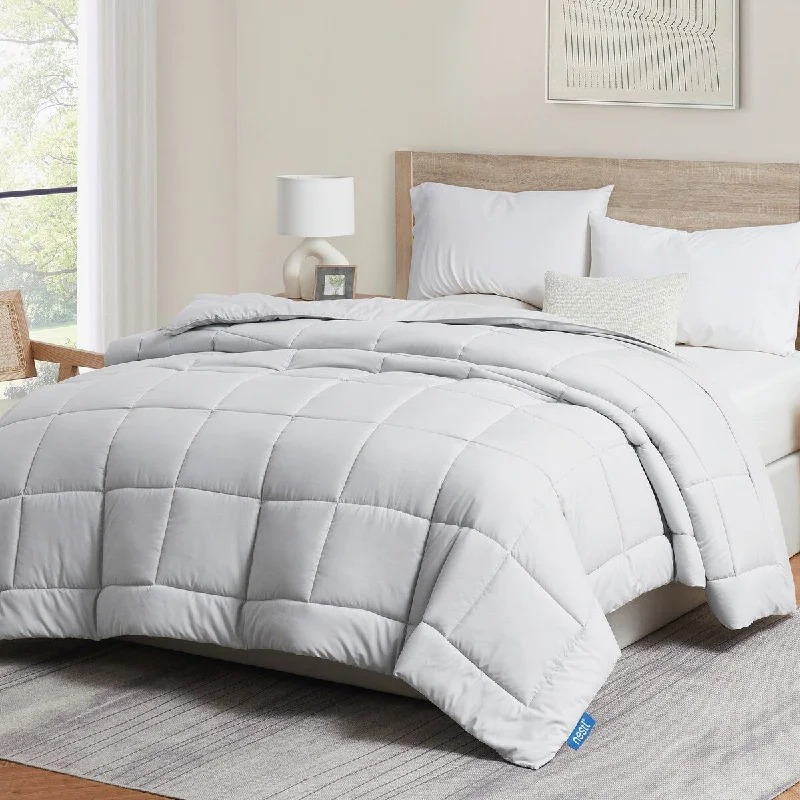 Nestl All Season Lightweight Down Alternative Comforter